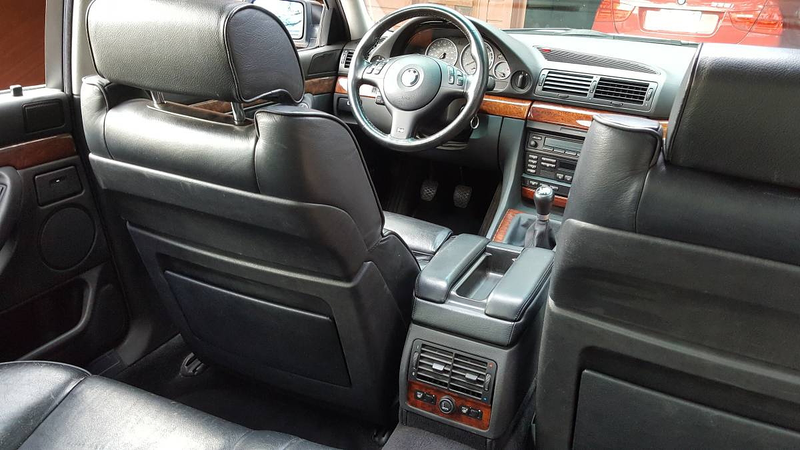 Illustration for article titled For $21,000, Could This M5-Imbued 2000 BMW 740i Be Your Ultimate Executive Express?